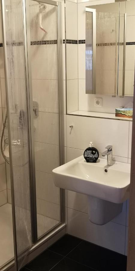 Zentrale Und Strandnahe Ferienwohnung In Kuehlungsborn Ost 외부 사진